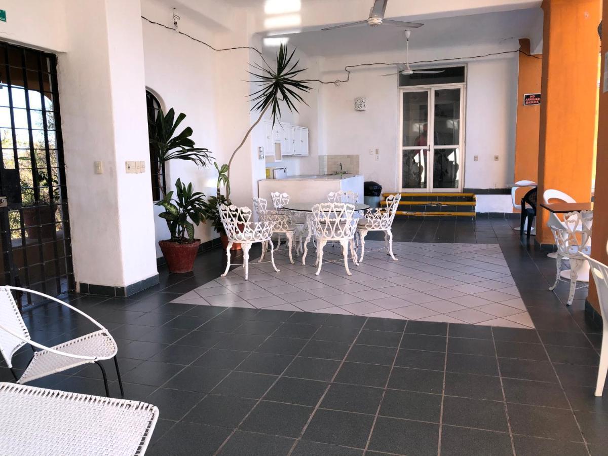 Casa Mexicana La Reyna Manzanillo Bagian luar foto