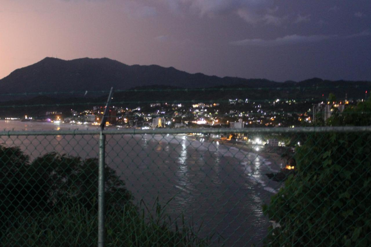 Casa Mexicana La Reyna Manzanillo Bagian luar foto